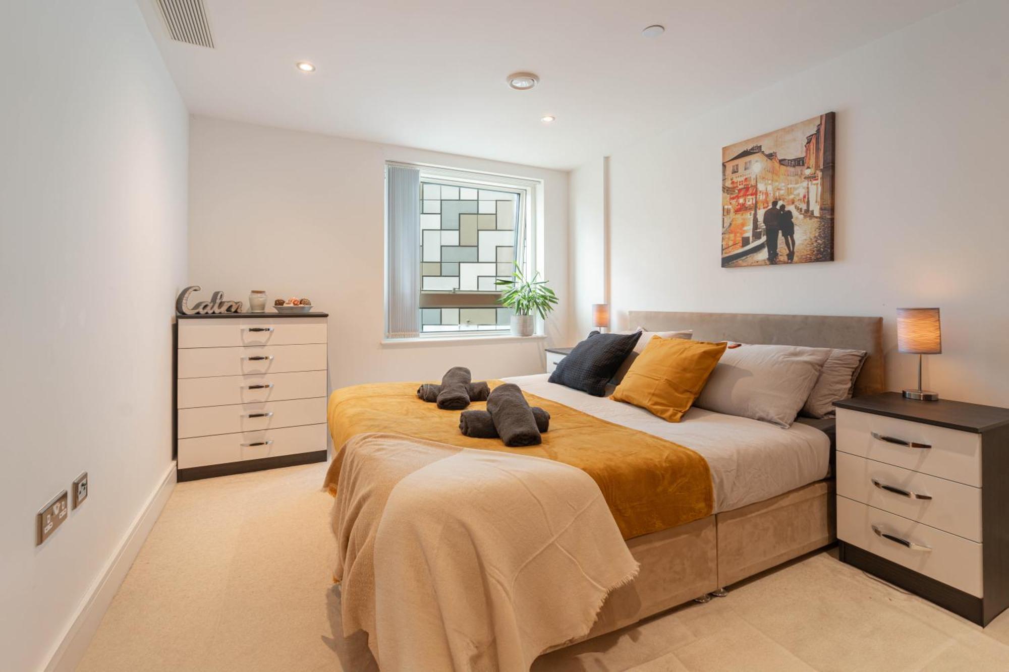 Stylish And Comfortable Canary Wharf Apartment Perfect For Long Stays ลอนดอน ภายนอก รูปภาพ